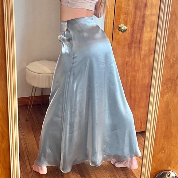 Ann Taylor Silver Metallic Maxi skirt size 4 - Picture 2 of 10